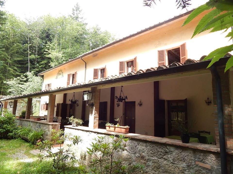 Agriturismo Fonte Magria Abbadia San Salvator Exteriér fotografie